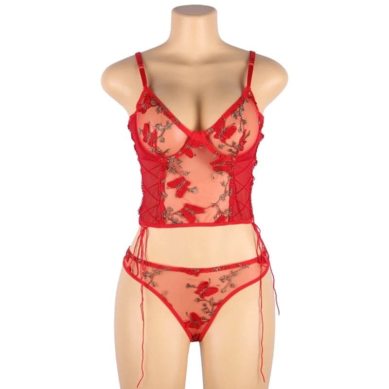 Aurora plus size lingerie set for Valentine's night